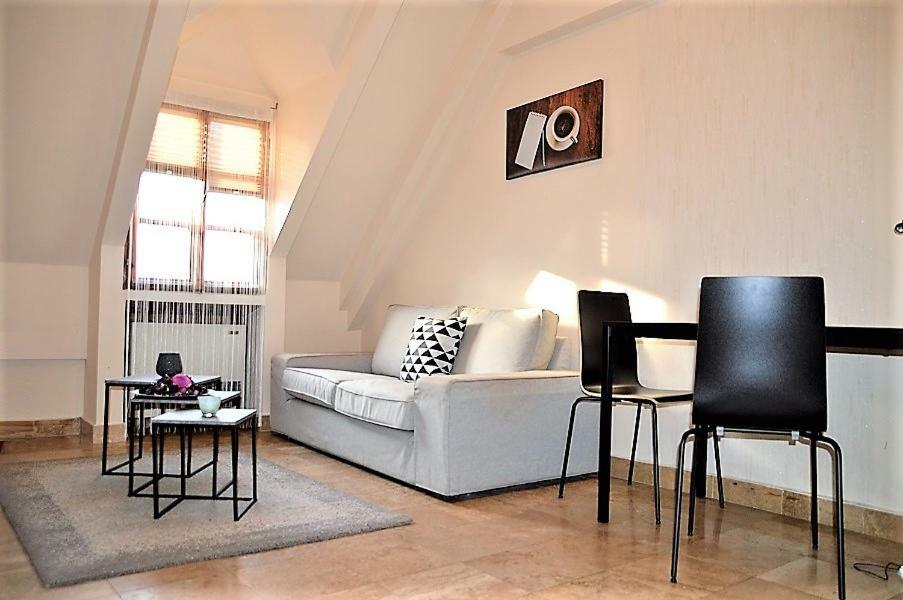 Downtown Apartments Superior Gyor Luaran gambar